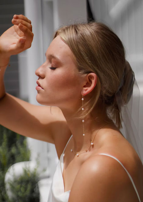 Jewelry – Contact
